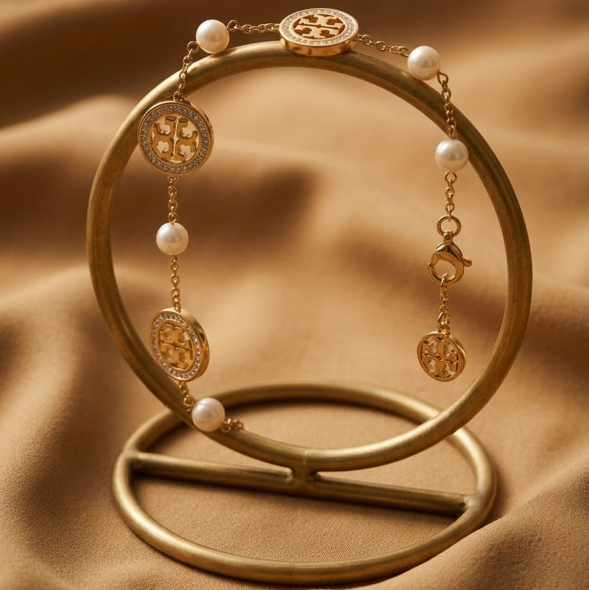 Amroze Heritage-Aurelia Pearl Medallion Bracelet BR-EM-0032