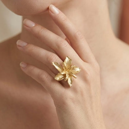 Amroze Heritage - Floral Charm Adjustable Ring - RG-EM-001
