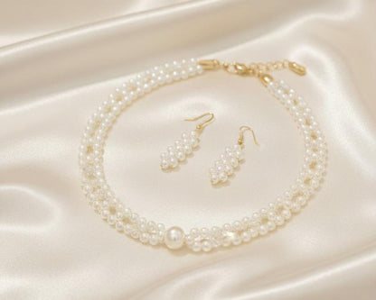 Amroze Heritage - Straight Flower Pearl Choker - CK-EM-003