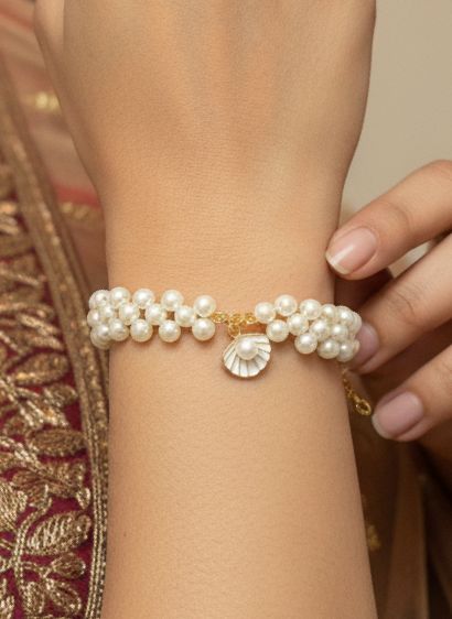Amroze Heritage - Seashell Pearl Bracelet - BR-EM-003