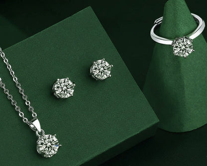Amroze Heritage - Round Silver Stone Pendant Set –
