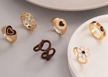 Amroze Heritage - Flower & Heart 6 Midi Rings Set –