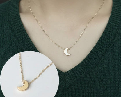 Amroze Heritage - Moon Pendant –