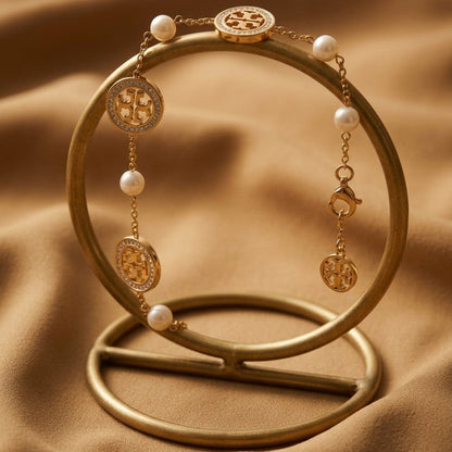 Amroze Heritage-Aurelia Pearl Medallion Bracelet BR-EM-0032