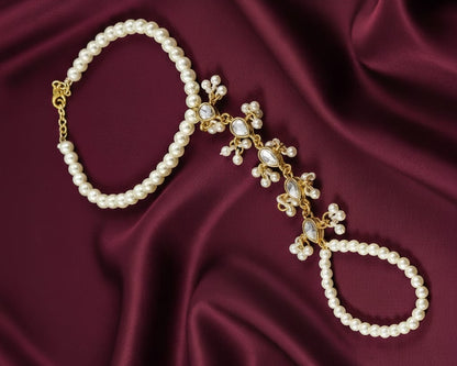 Amroze Heritage - Pearl Flower Angla Bracelet –