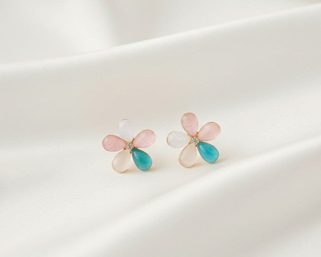 Amroze Heritage -  Flower Stud Earrings Pair –