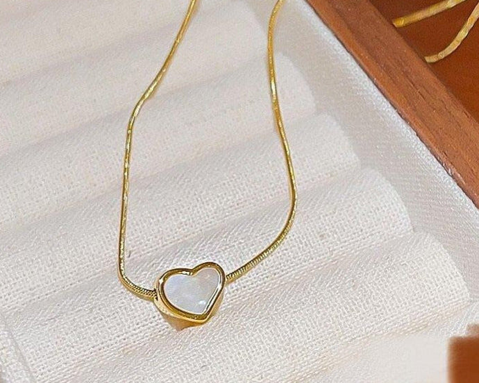 Amroze Heritage - Golden Heart Charm Pendant –